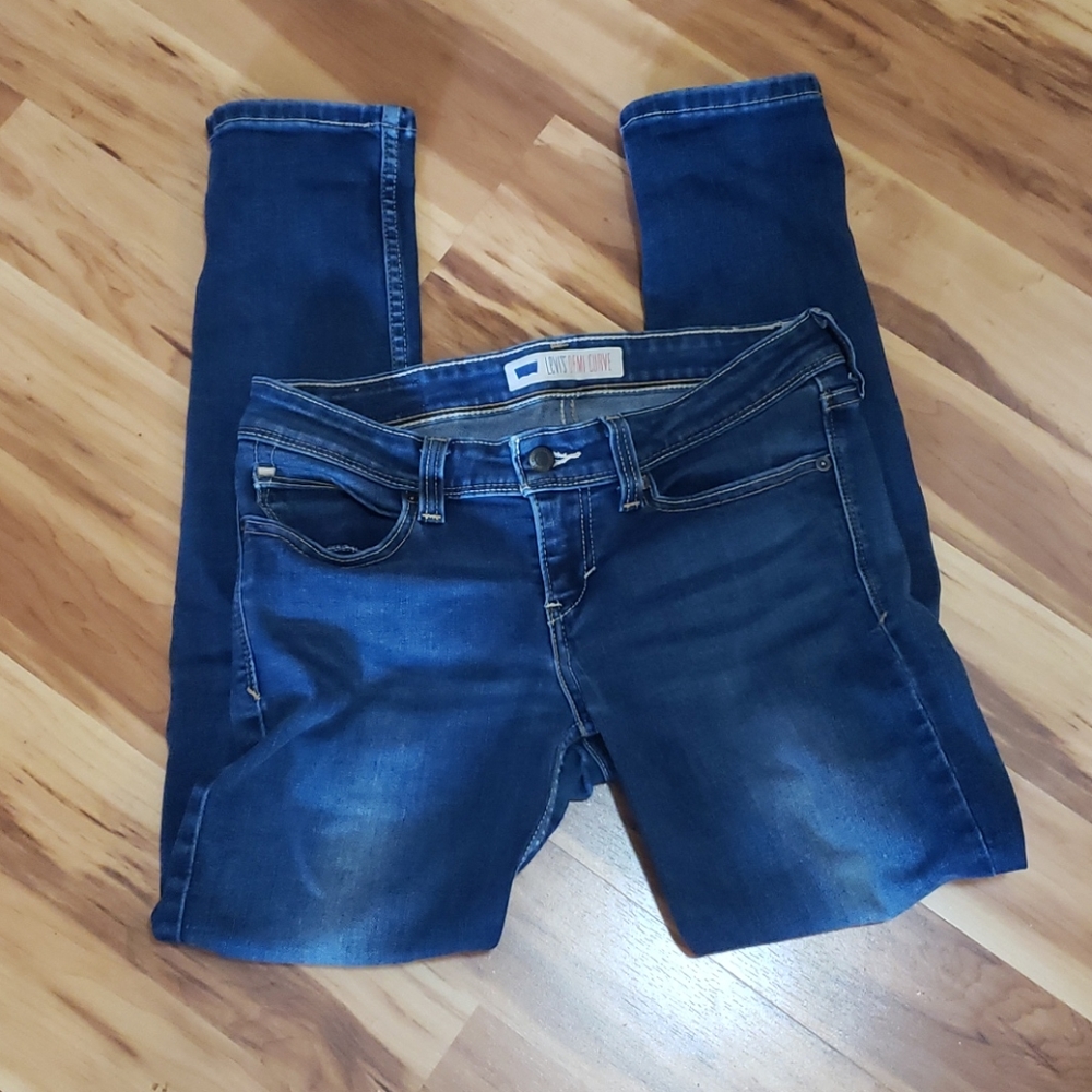 Levi's demi curve medium wash denim blue jeans Size 5S